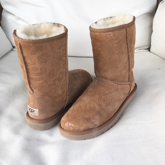 UGG Shoes - Classic UGG Boots UGG Shoes - Classic UGG Boots